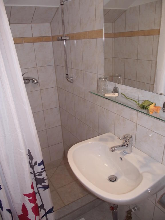 Mediterrán Vendégház Kecskemét Esterno foto
